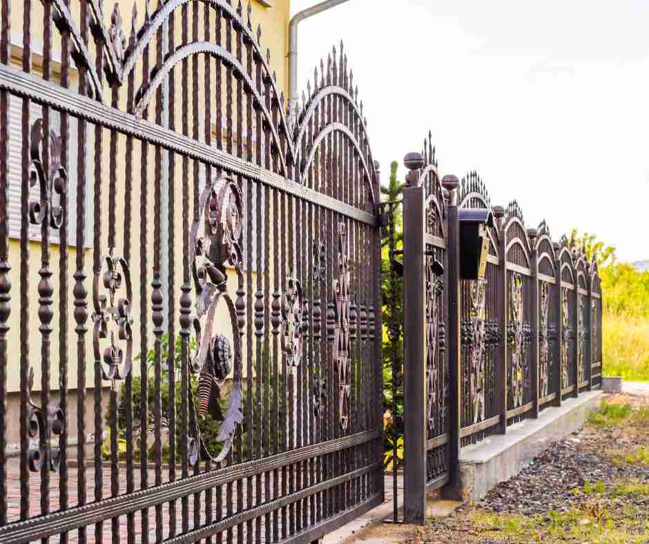 How To Repair A Wood Fence