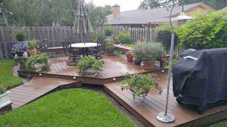 Premium Railings and Decks from the Leading Bastrop, Texas Fence Company