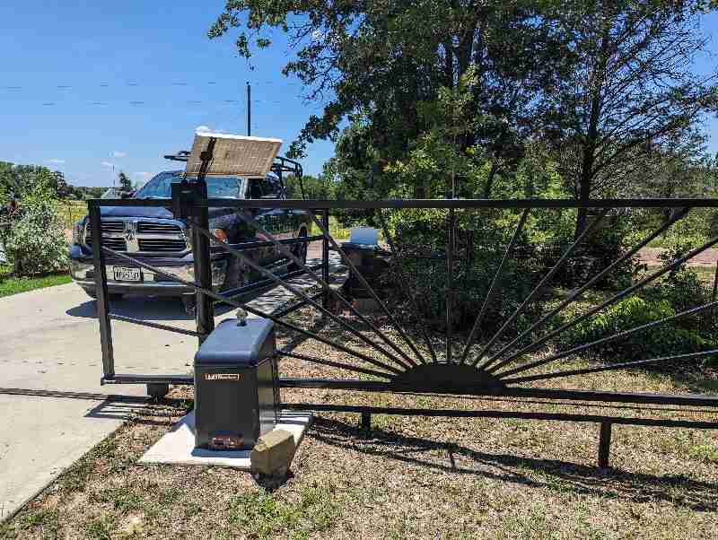 How Do I Choose a Good Fencing Company?