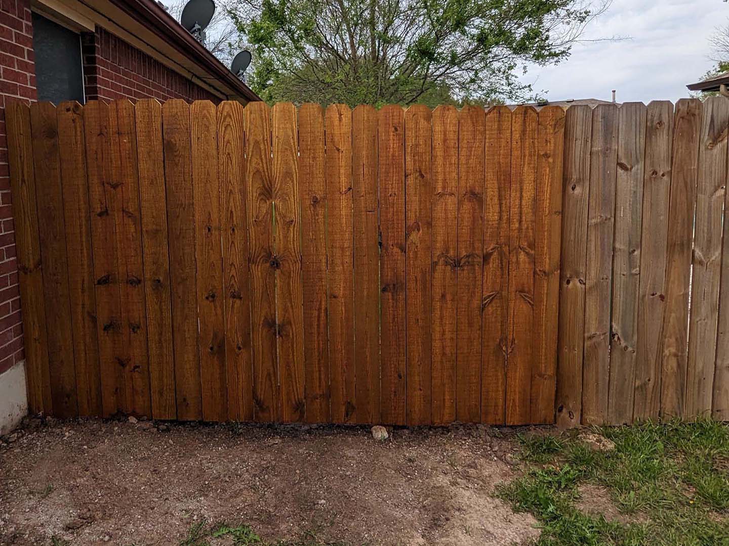 Bastrop County Texas wood privacy fencing