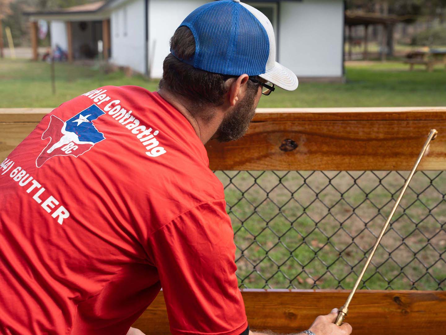 fence stain in Bastrop County Texas