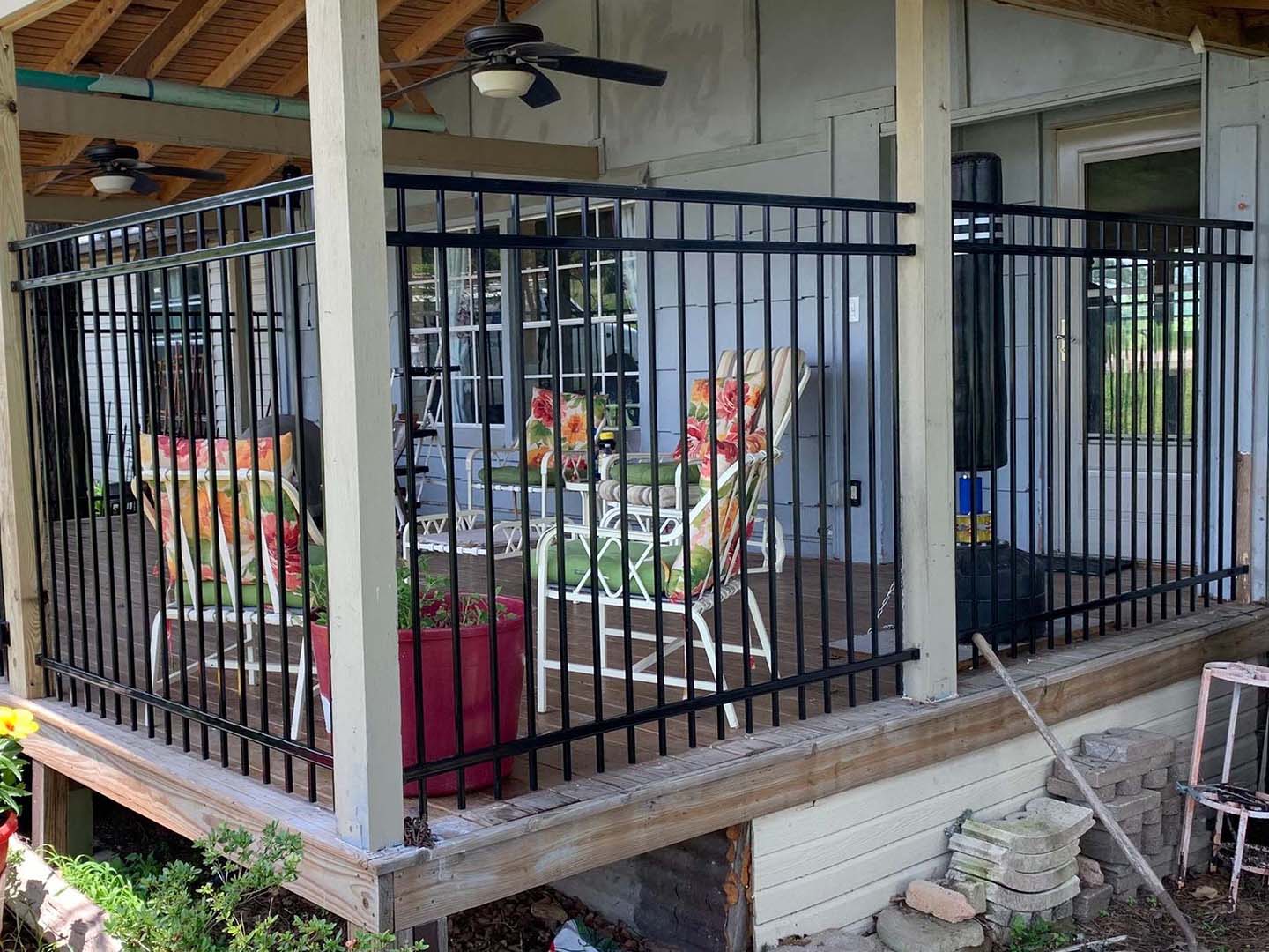 Ornamental iron fence options in the elgin-texas area.