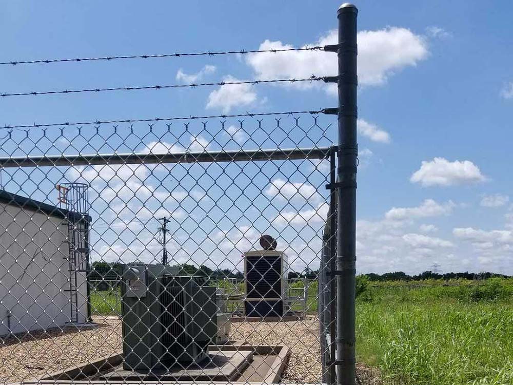 Lockhart Texas commercial fencing company