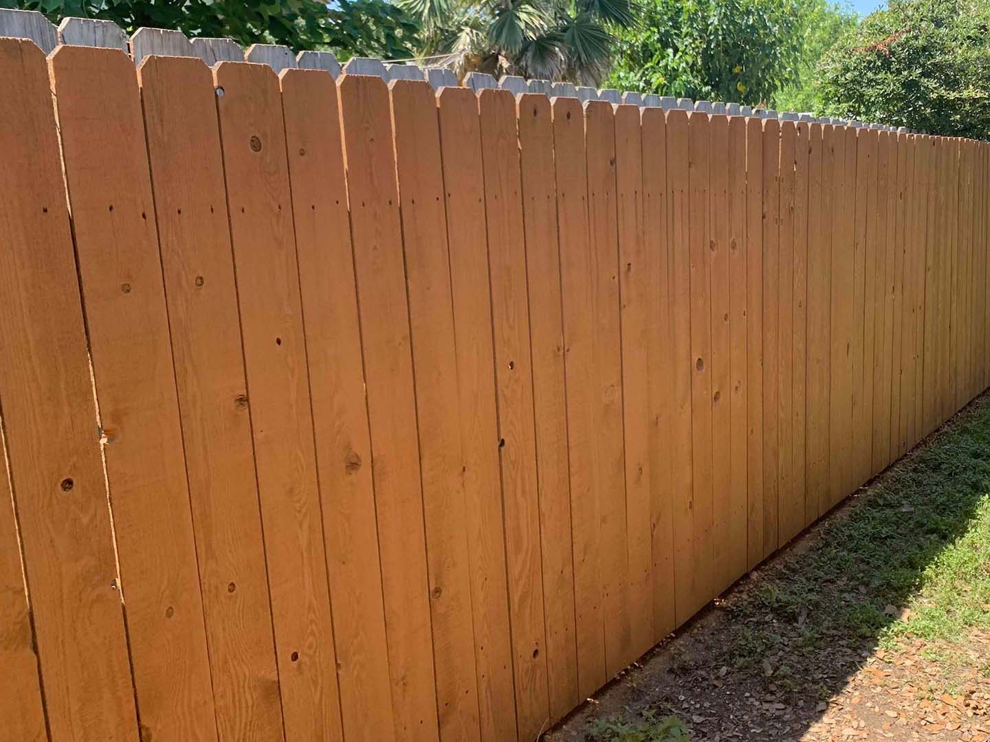 Manor TX stockade style wood fence